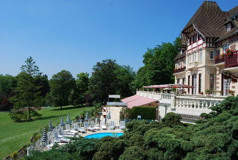 Le Chateau De La Tour Hotel Gouvieux Exterior photo