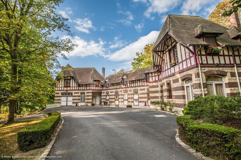 Le Chateau De La Tour Hotel Gouvieux Exterior photo